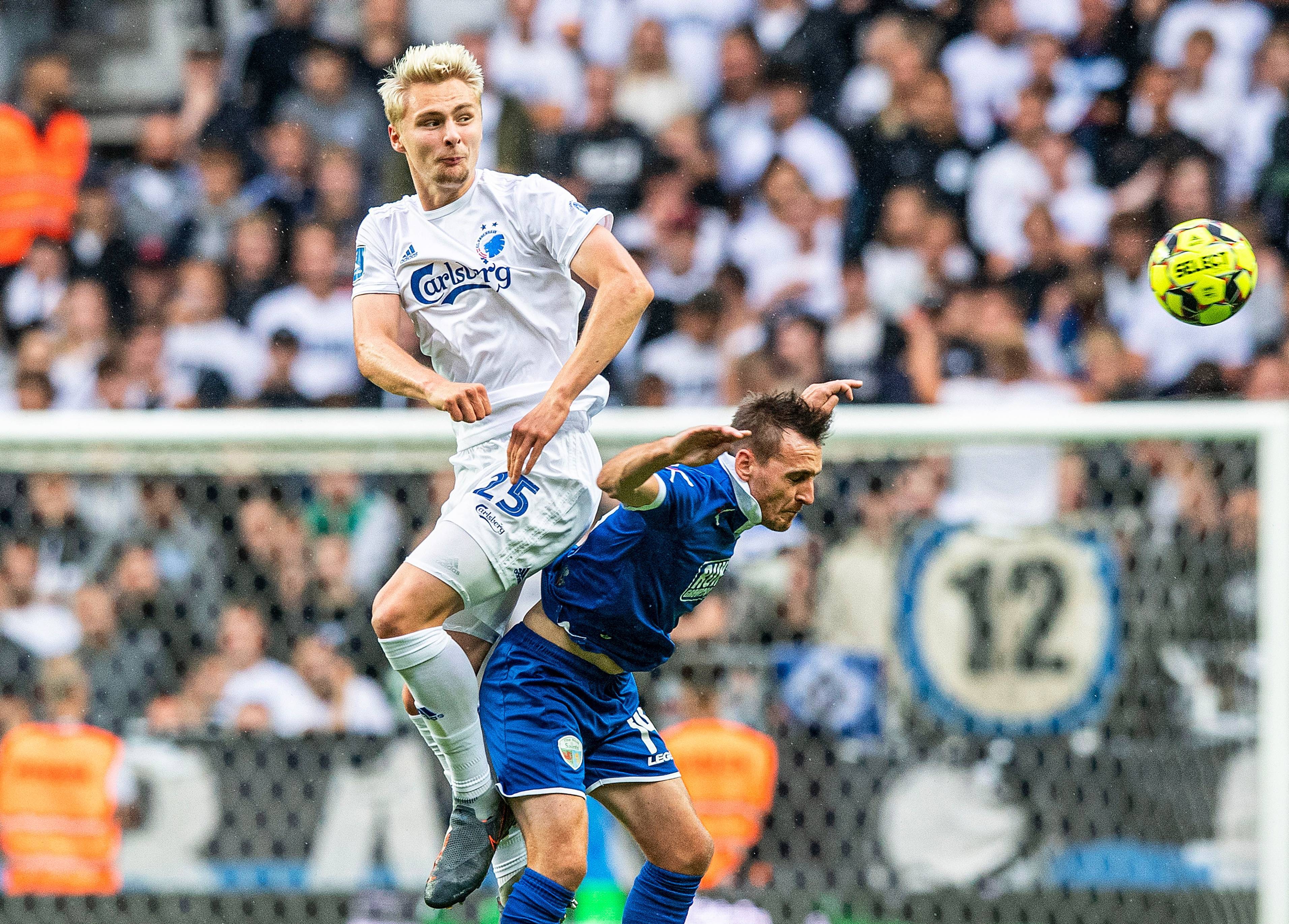 皇家社会训练开放日；加时末段完成体检引欢呼；西甲在即；阵容厚度经受考验(皇马训练基地)